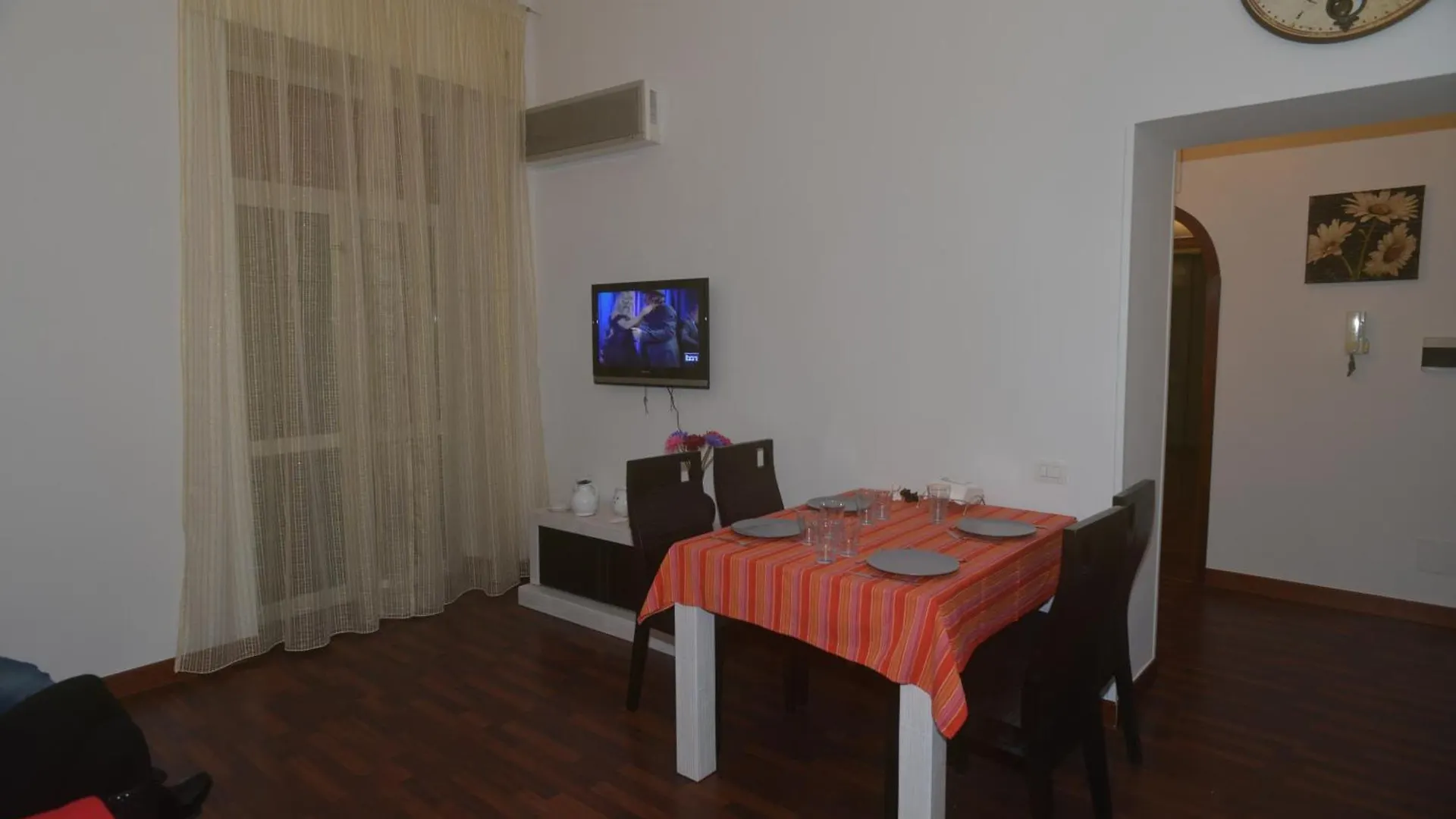 Casa Nardones 118 Apartment Naples Italy