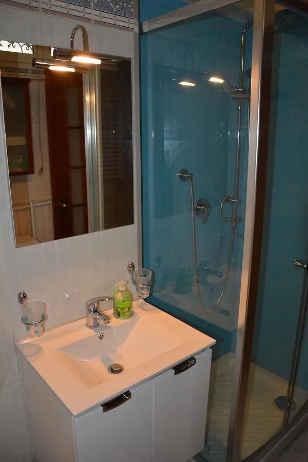 Casa Nardones 118 Apartment Naples Italy